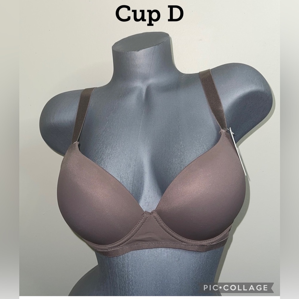 Push Up Slight Padded T-Shirt Lightly Line Plus Size Underwire / 3 Hooks. Cup D.